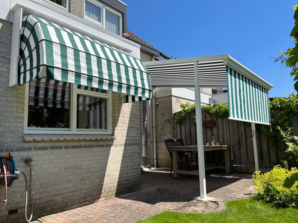 Viva Plaza scherm markies